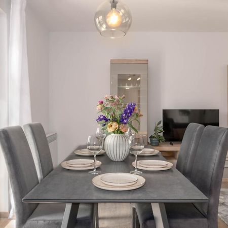 Newly Renovated Holiday Apartment Sirius โปเรช ภายนอก รูปภาพ