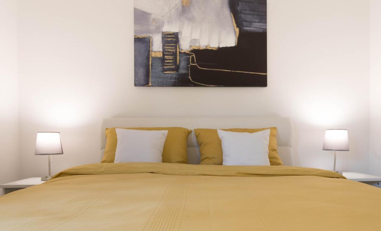 Newly Renovated Holiday Apartment Sirius โปเรช ภายนอก รูปภาพ